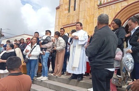 EUCARISTIA EN HONOR A LA VIRGEN DEL CARMEN